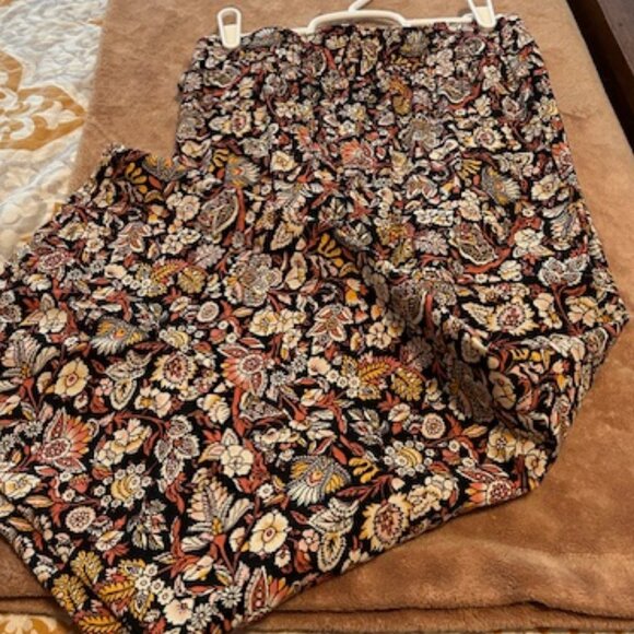 LIZ CLAIBORNE Capri Pants, Size XL, Casual Comfort Cotton/Rayon Blend, Floral - Picture 5 of 8